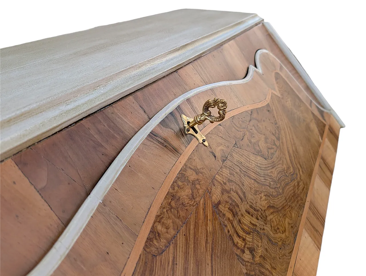 Scrivania in legno di noce con rifiniture in limelight, metà '900 4