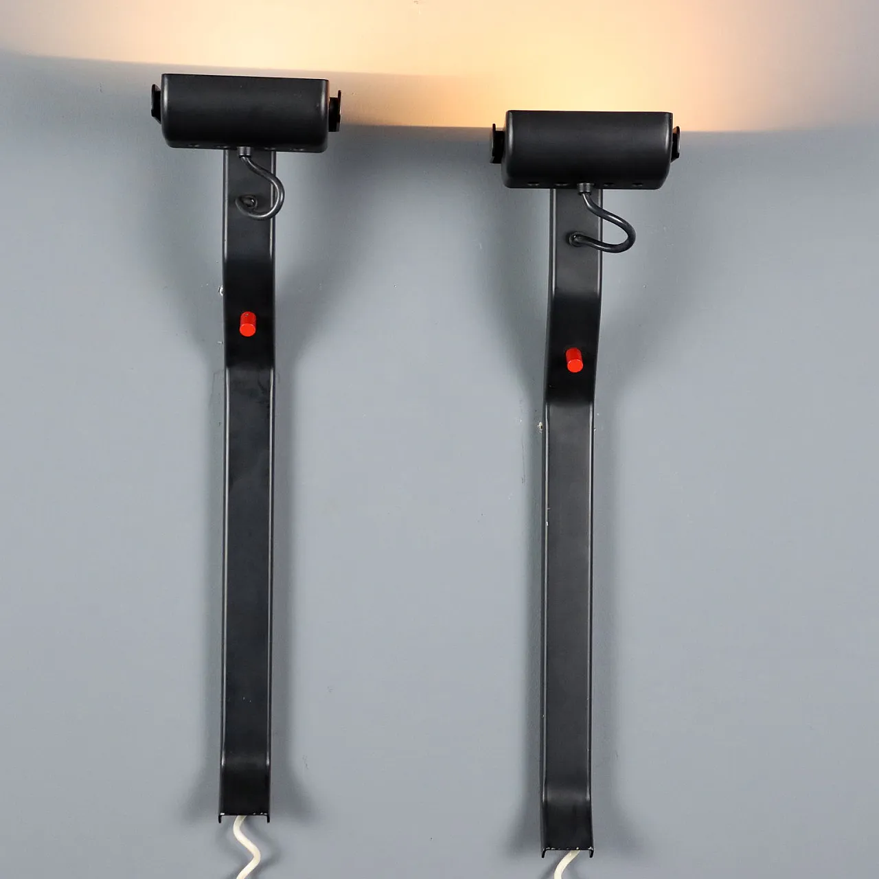 Coppia di lampade Sirio di Kazuhide Takahama per Sirrah, fine '900 2