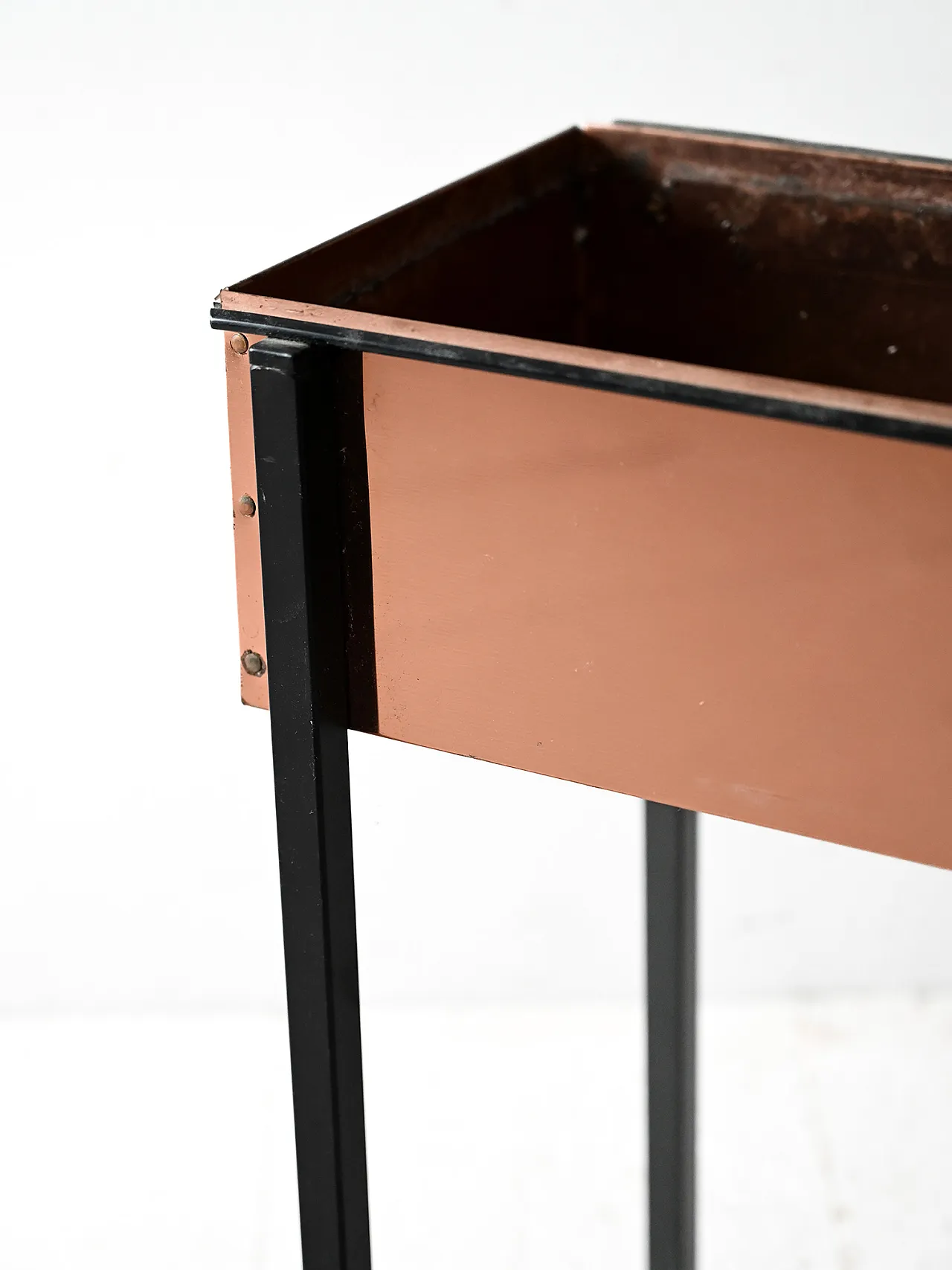 Portafiori scandinavo anni ’60 in rame e metallo 7