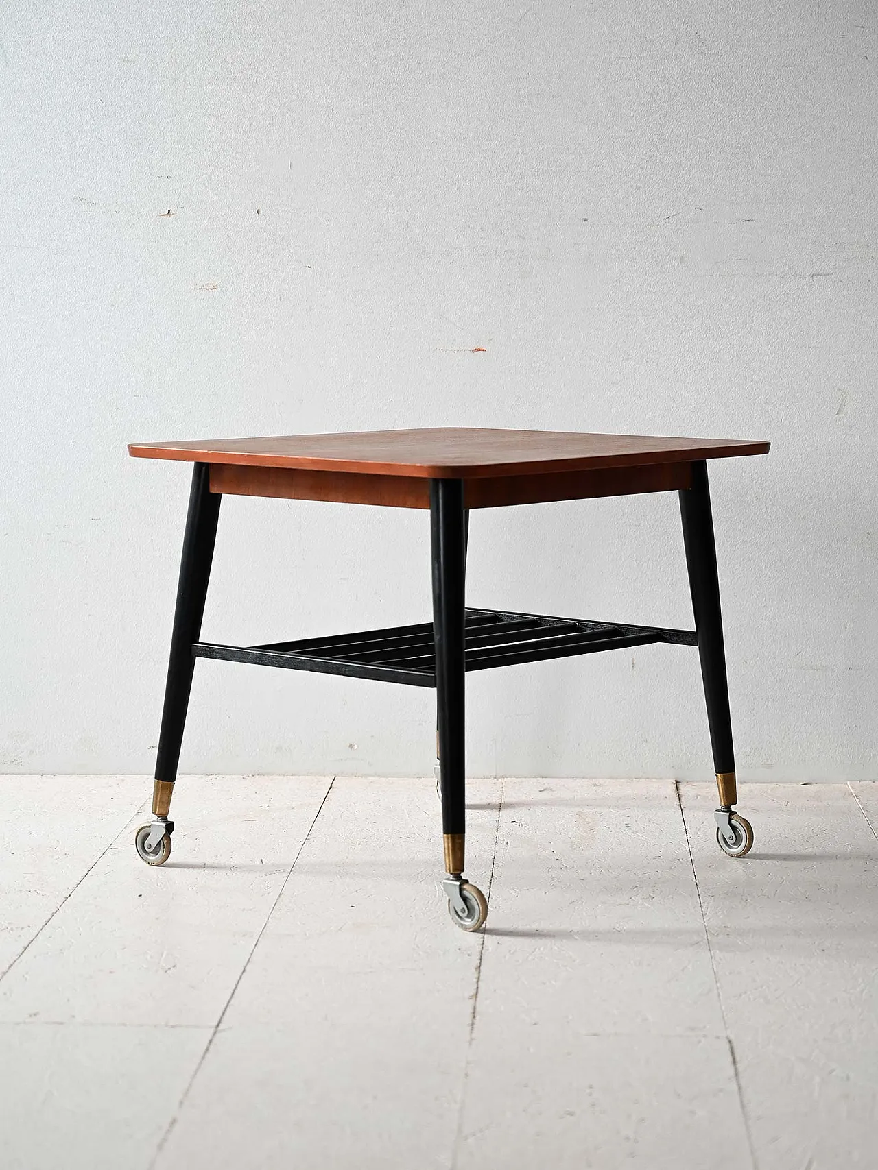 Scandinavian Scandinavian Teak Coffee Table with Rolle 1