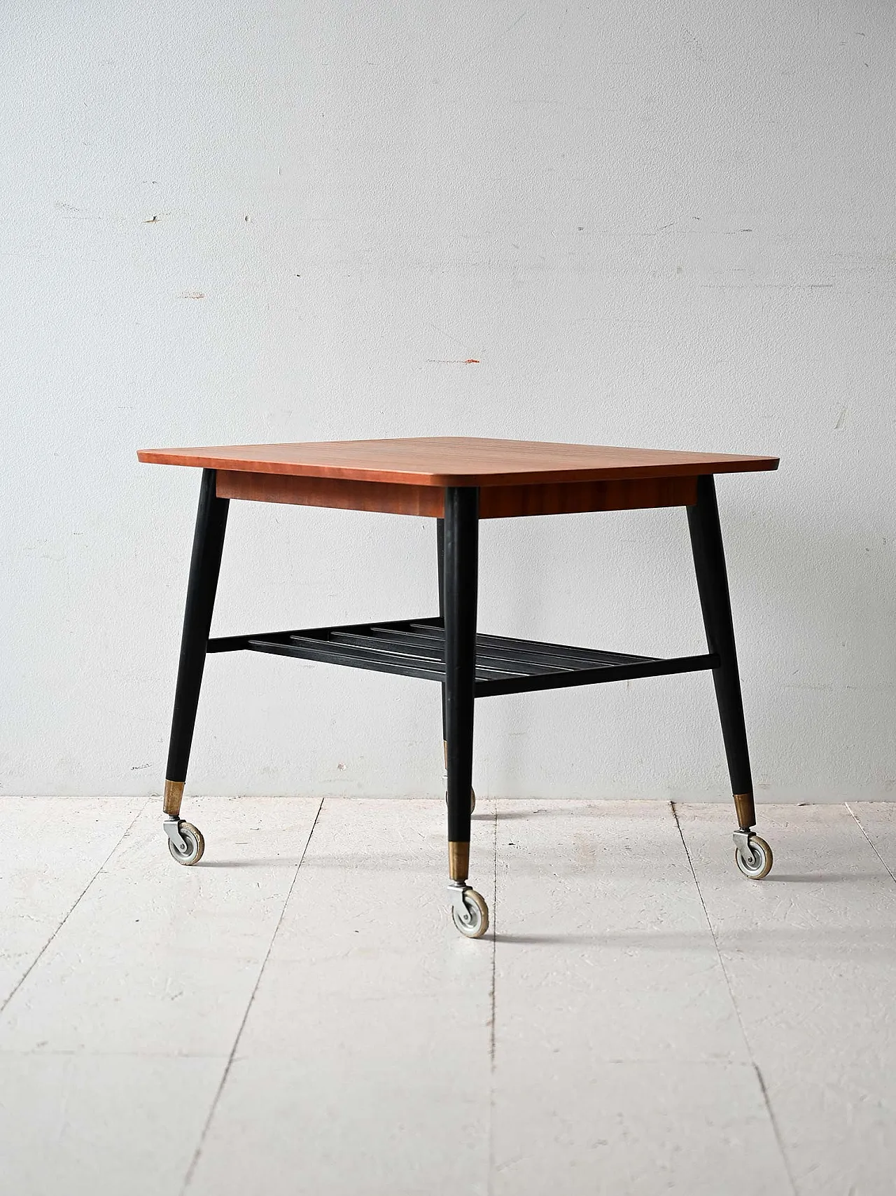 Scandinavian Scandinavian Teak Coffee Table with Rolle 2