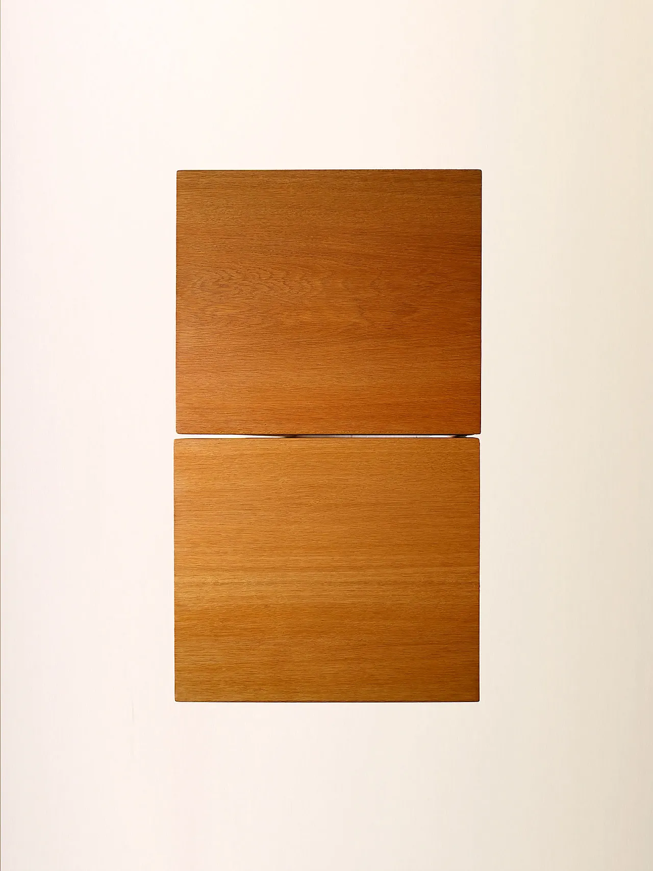 Pair of Scandinavian bedside tables in Casino oak 8