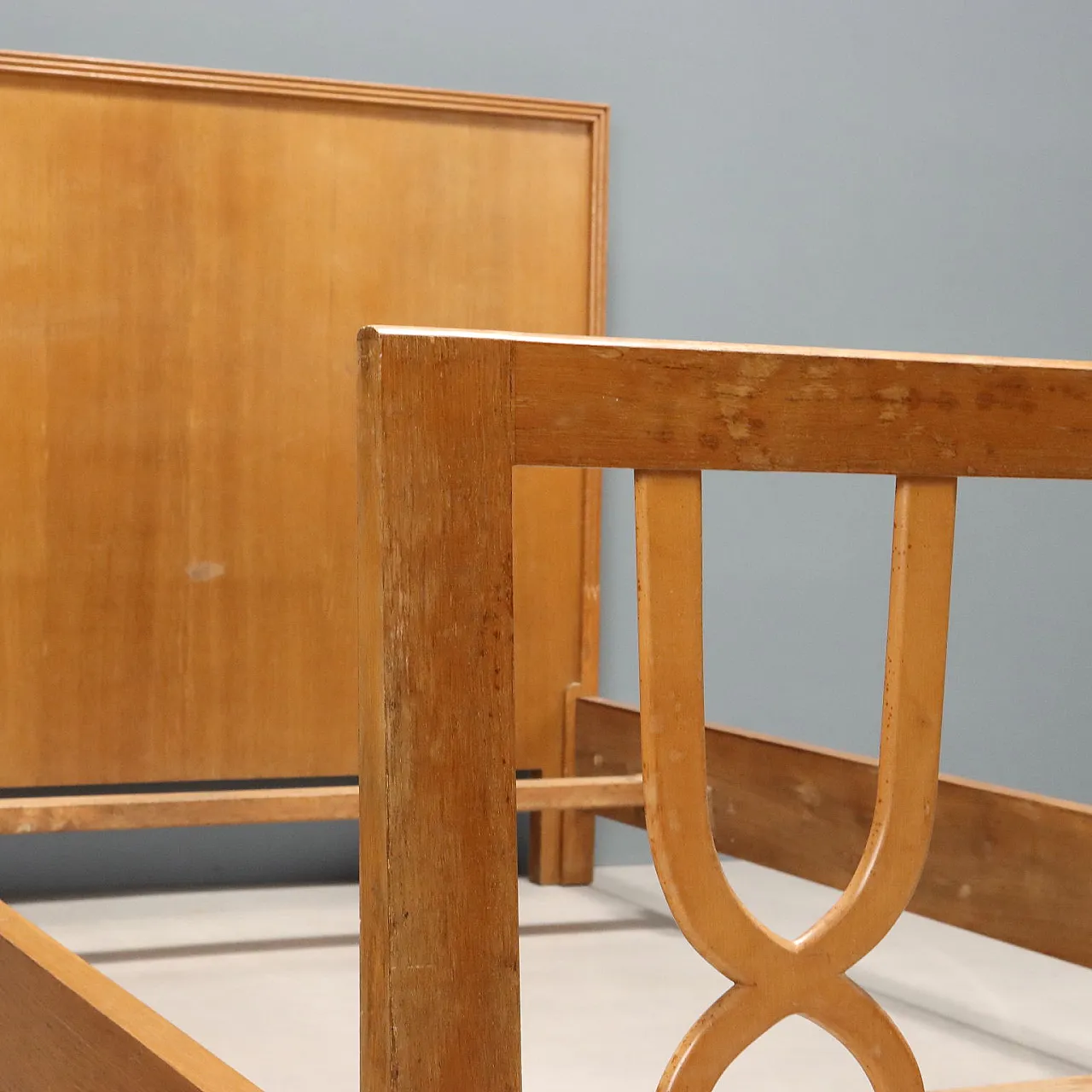 Letto singolo in impiallacciatura di faggio, anni '50 3