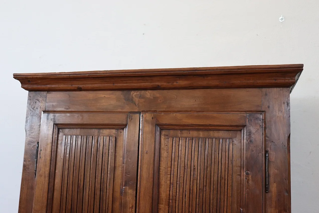 Solid poplar wardrobe, early 19th century 3