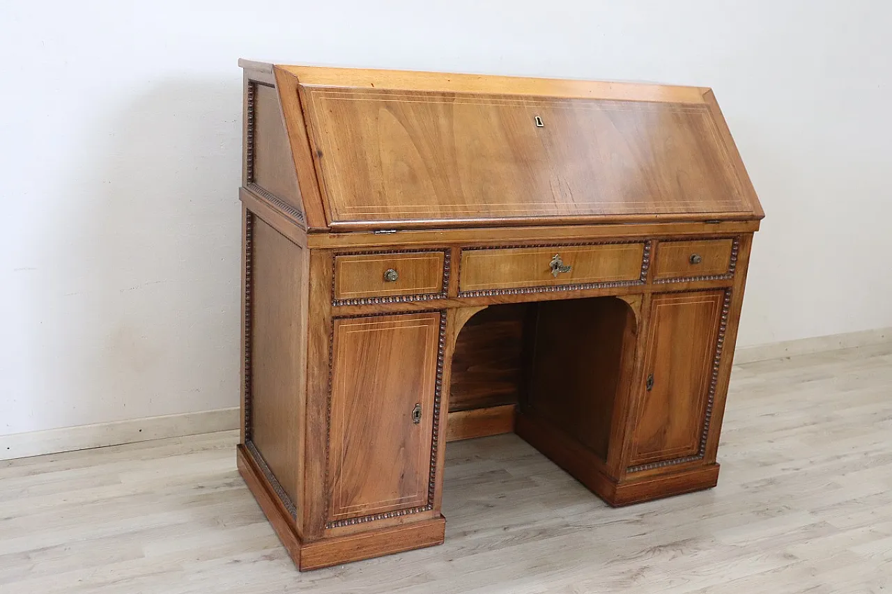 Walnut desk, first half of the 19th century 2