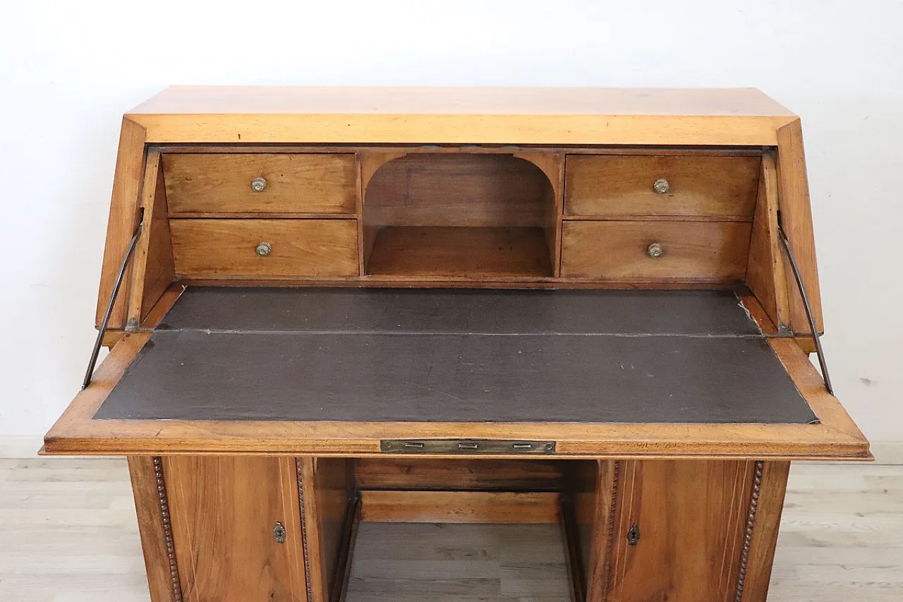 Walnut desk, first half of the 19th century 4