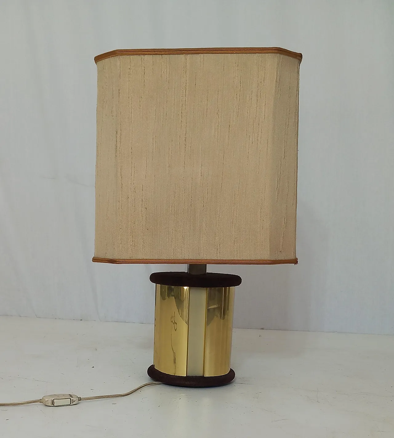 Mid-Century Classic Table Lamp, 1960s 1