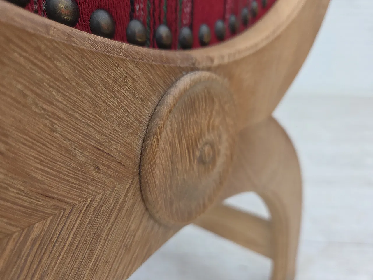 Poltrona danese, lana di mobili rossi originale, legno di quercia solida, anni '70 6