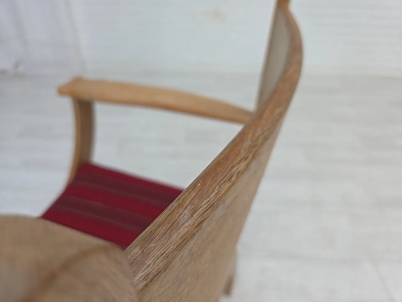 Poltrona danese, lana di mobili rossi originale, legno di quercia solida, anni '70 16