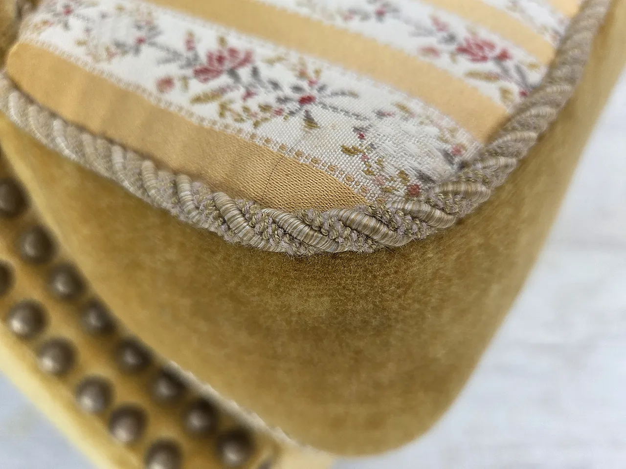 Poltrona danese, velluto, anni '60 5