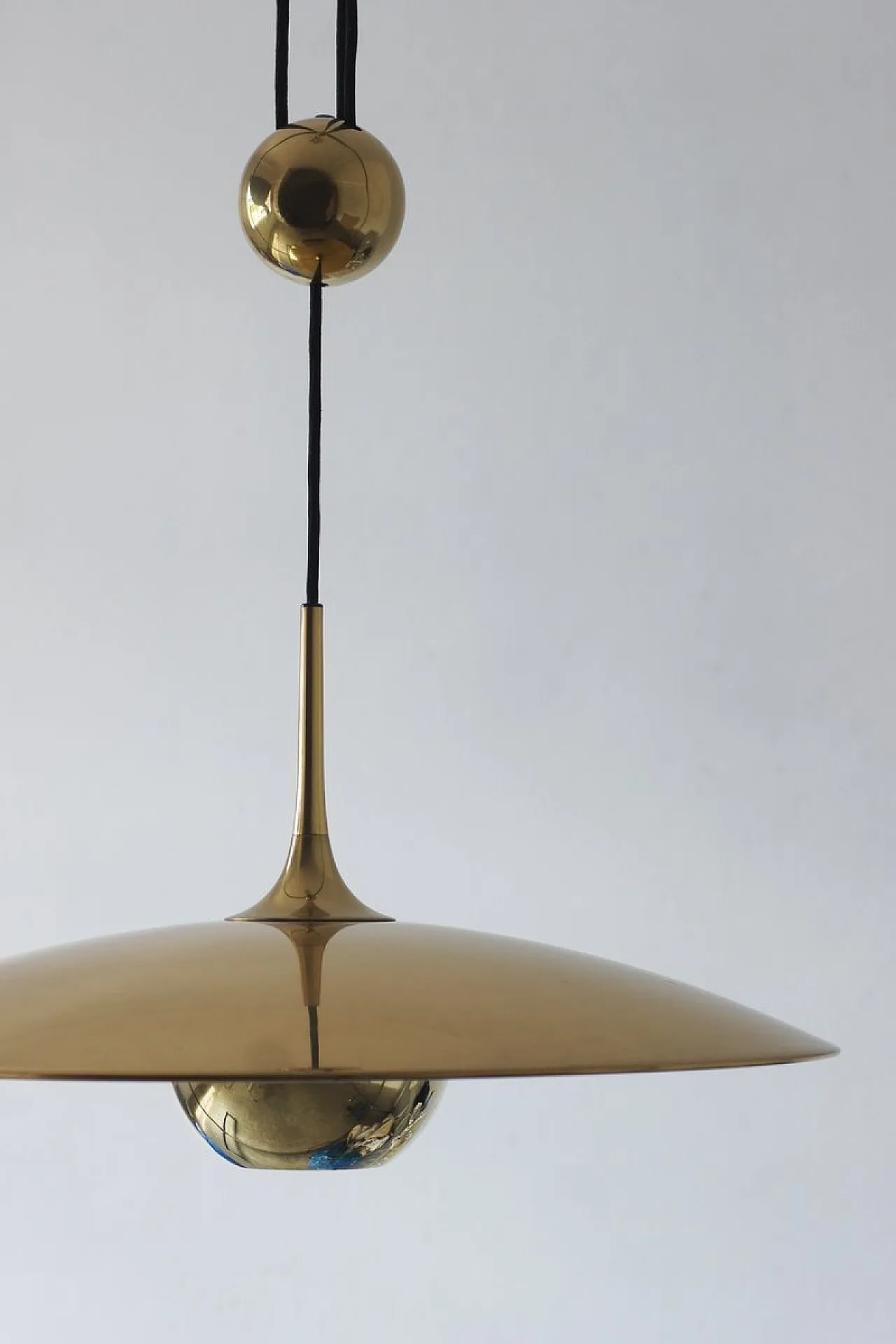 Pendant lamp in brass by Florian Schulz, late 20t century 2