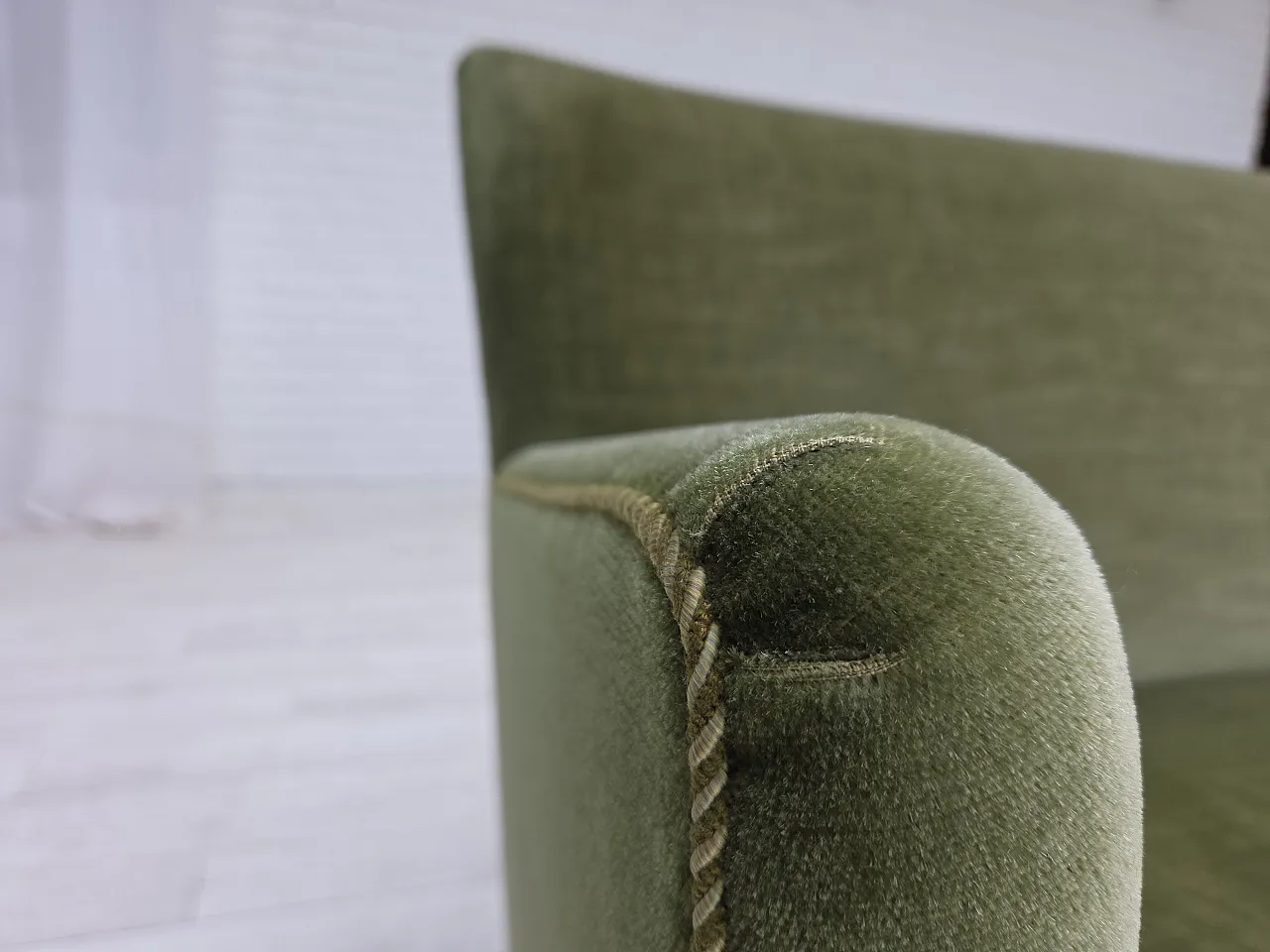 Danish 2-seater sofa green velour, beech wood legs, 1970s 7
