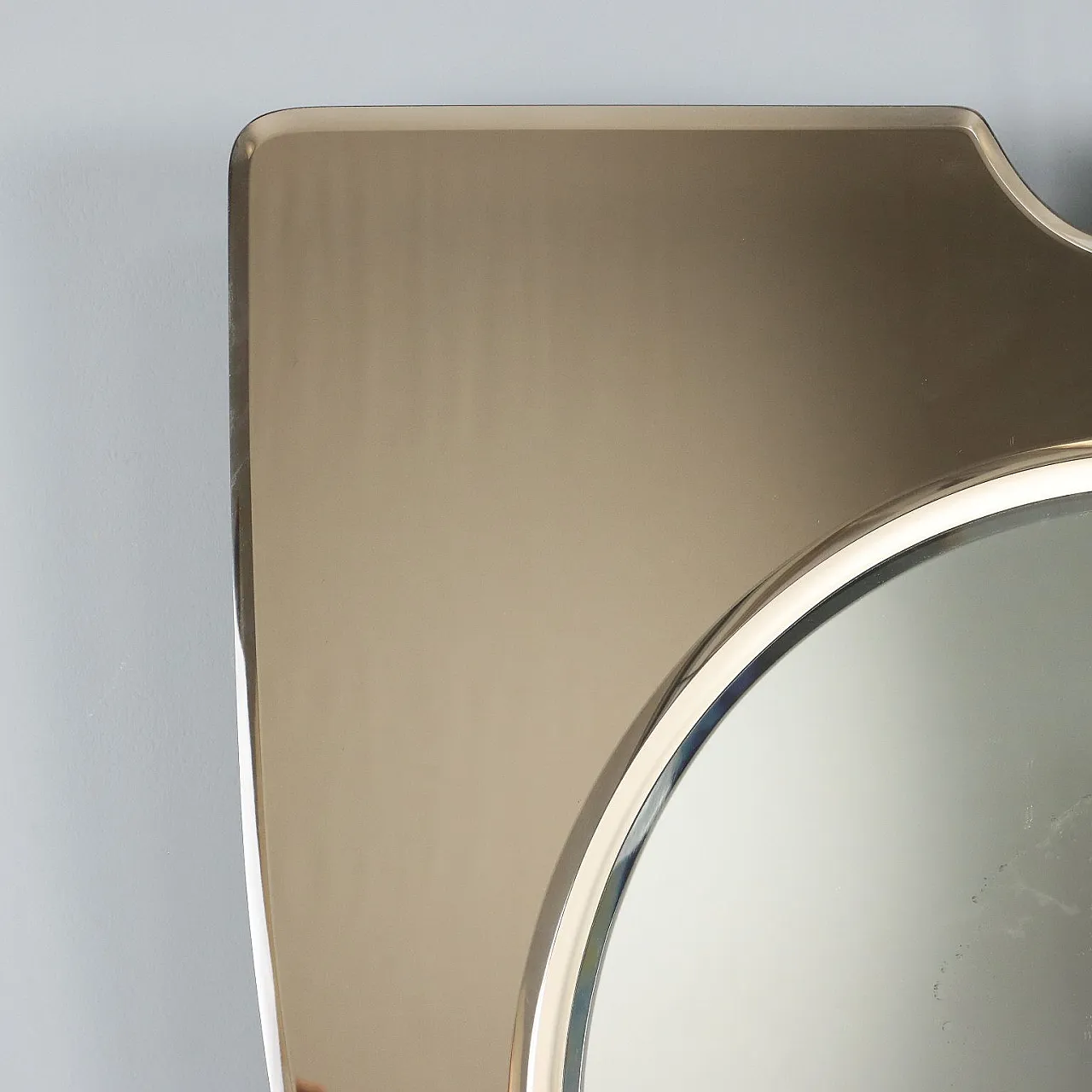 Specchio in legno laccato e vetro fumé, anni '60 4