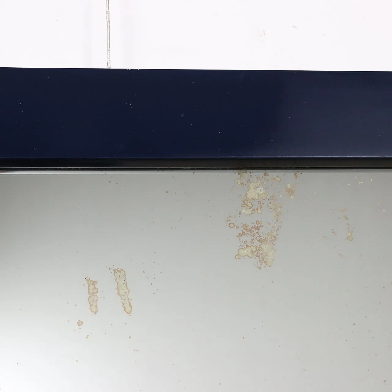 Specchio in legno laccato e vetro, anni '70 4