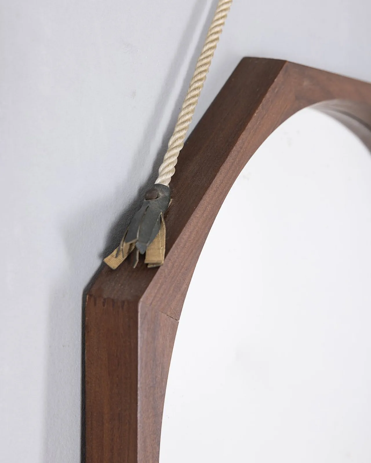 Specchio da parete in legno e corda, anni '60 3