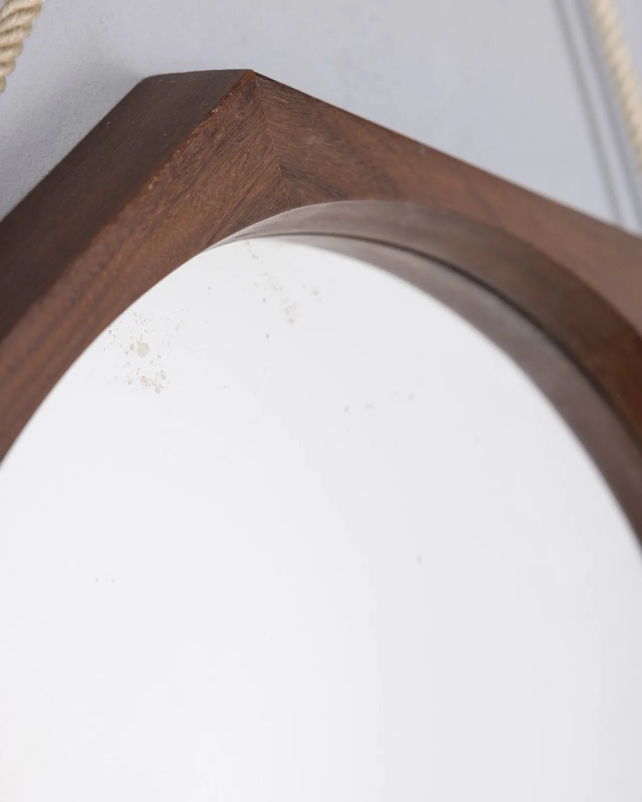Specchio da parete in legno e corda, anni '60 7