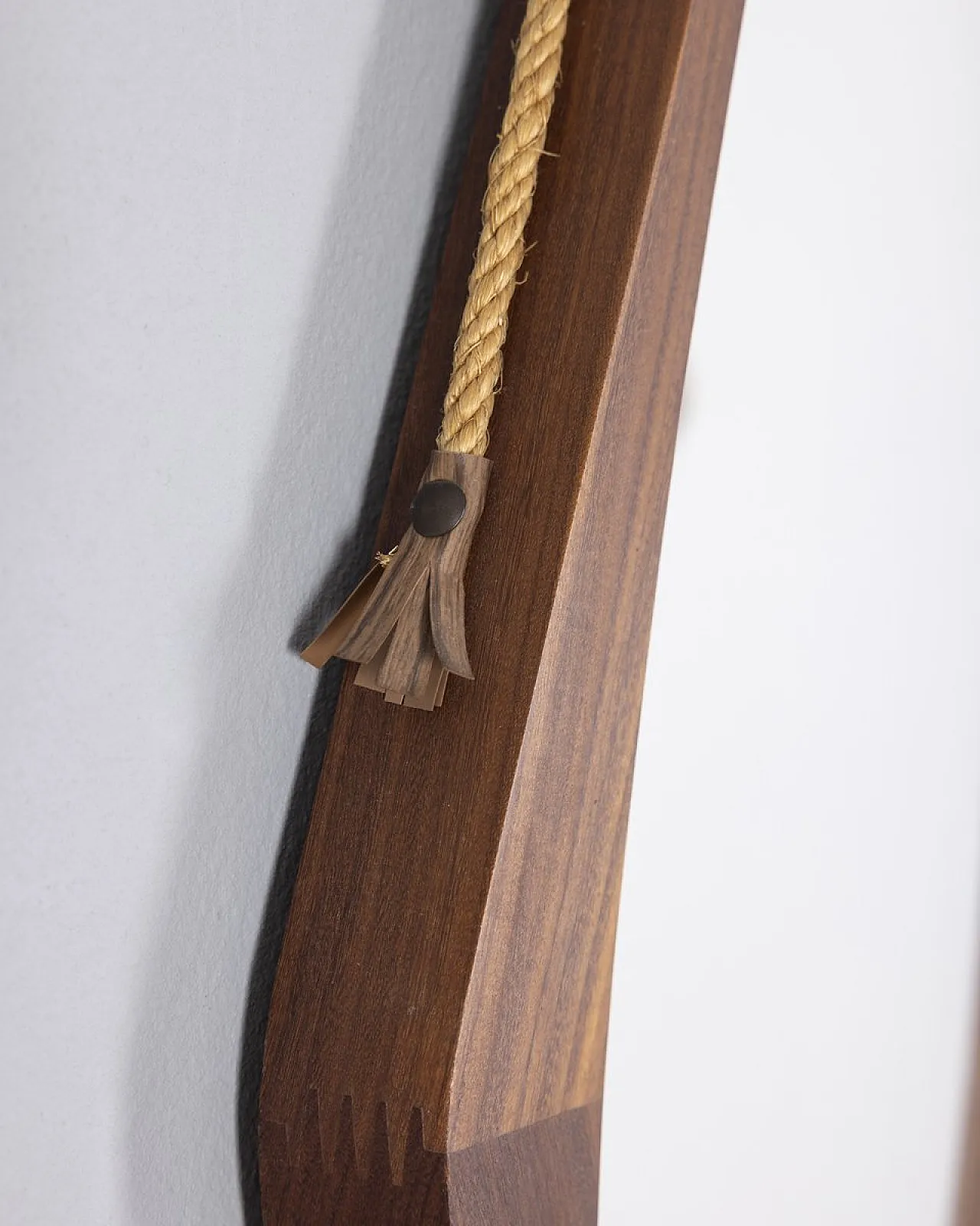 Specchio da parete ovale in legno, anni '60 8