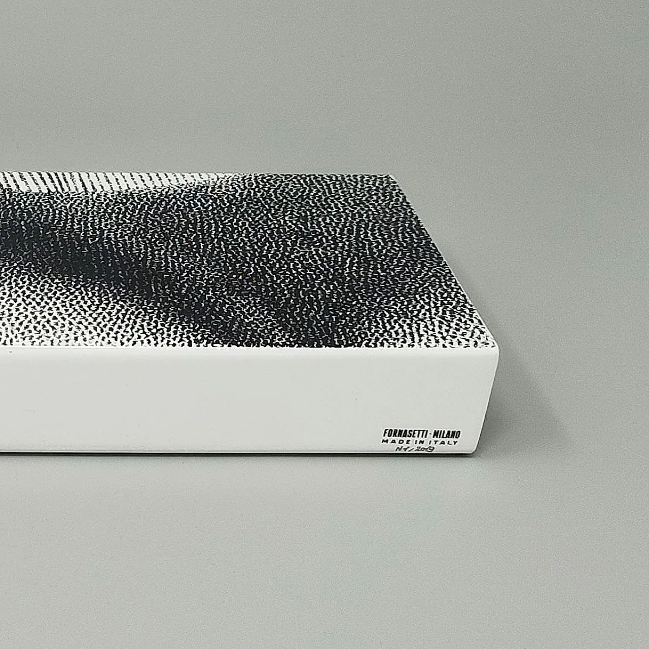 Scatola bianca e nera di Fornasetti, anni 2000 5