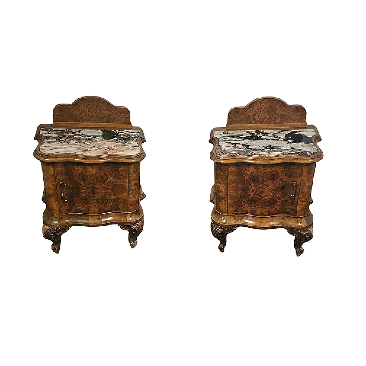 Coppia di comodini in legno 1