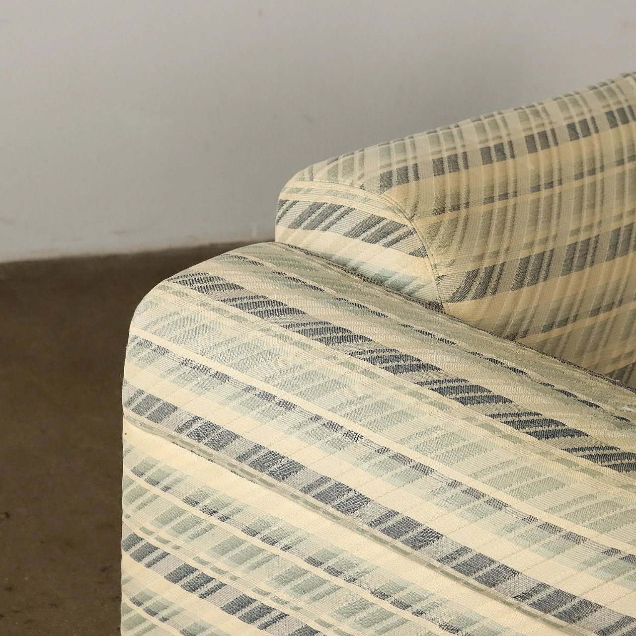 Divano D120 a due posti di Valeria Borsani e Alfredo Bonetti per Tecno, anni '80 4