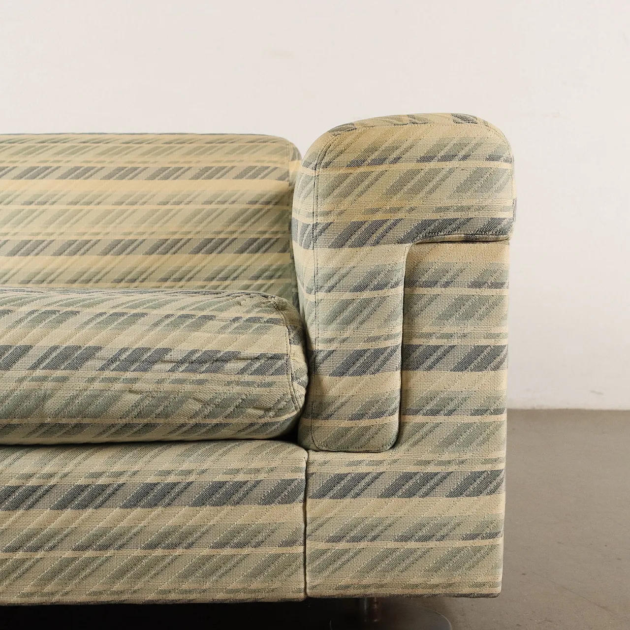 Divano D120 a due posti di Valeria Borsani e Alfredo Bonetti per Tecno, anni '80 6