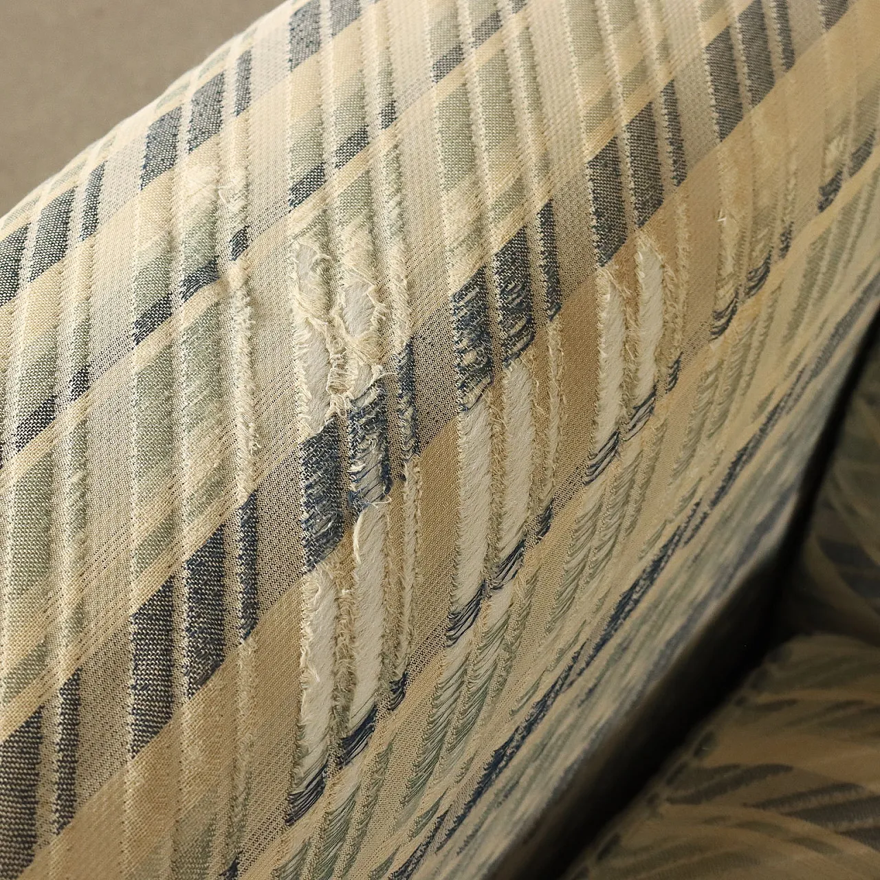 Divano D120 a due posti di Valeria Borsani e Alfredo Bonetti per Tecno, anni '80 9