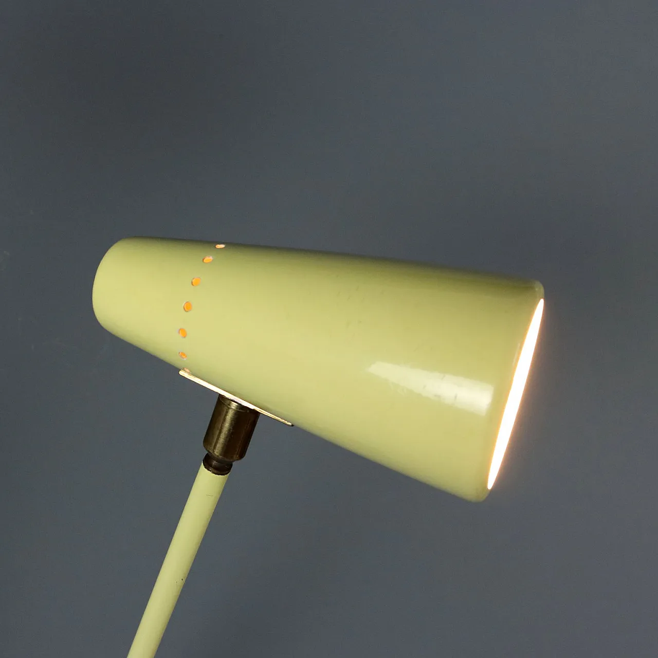 Pair of Stilnovo wall lamps in lacquered metal, 1950s 5