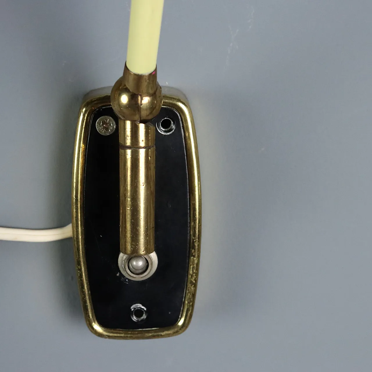 Pair of Stilnovo wall lamps in lacquered metal, 1950s 6