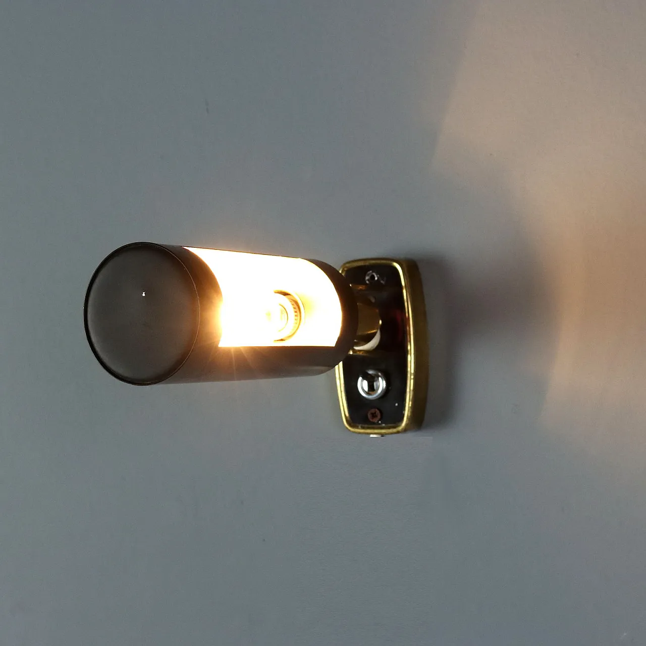 Stilnovo wall lamps, 1960s 6