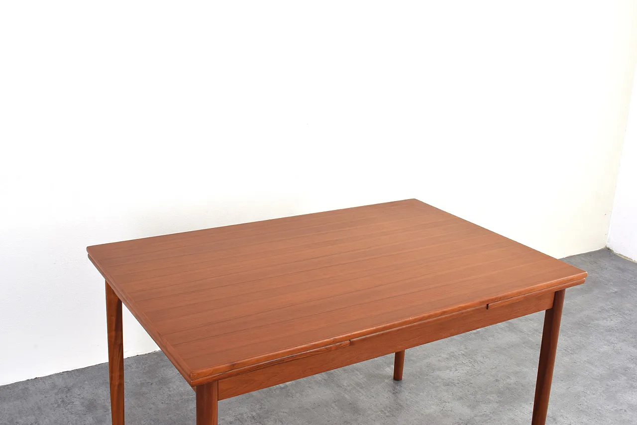 Dining table extendable in Danish teak, 1960s 12