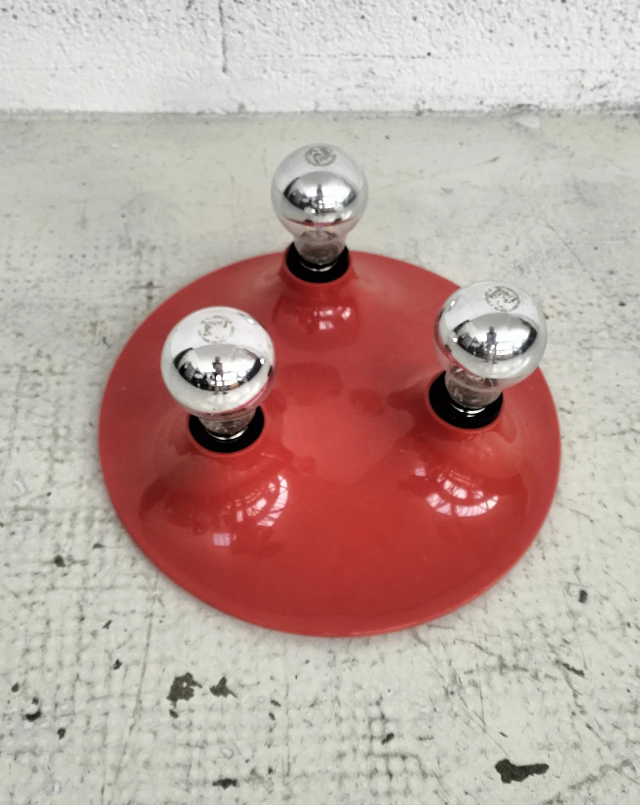 “Triteti” wall lamp by Vico Magistretti  for Artemide , 1970s 3