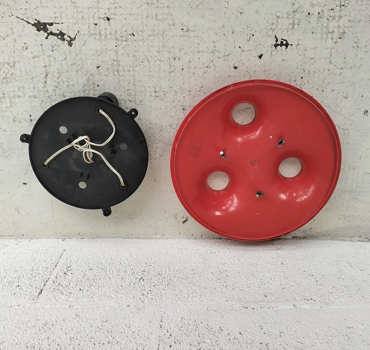 “Triteti” wall lamp by Vico Magistretti  for Artemide , 1970s 10