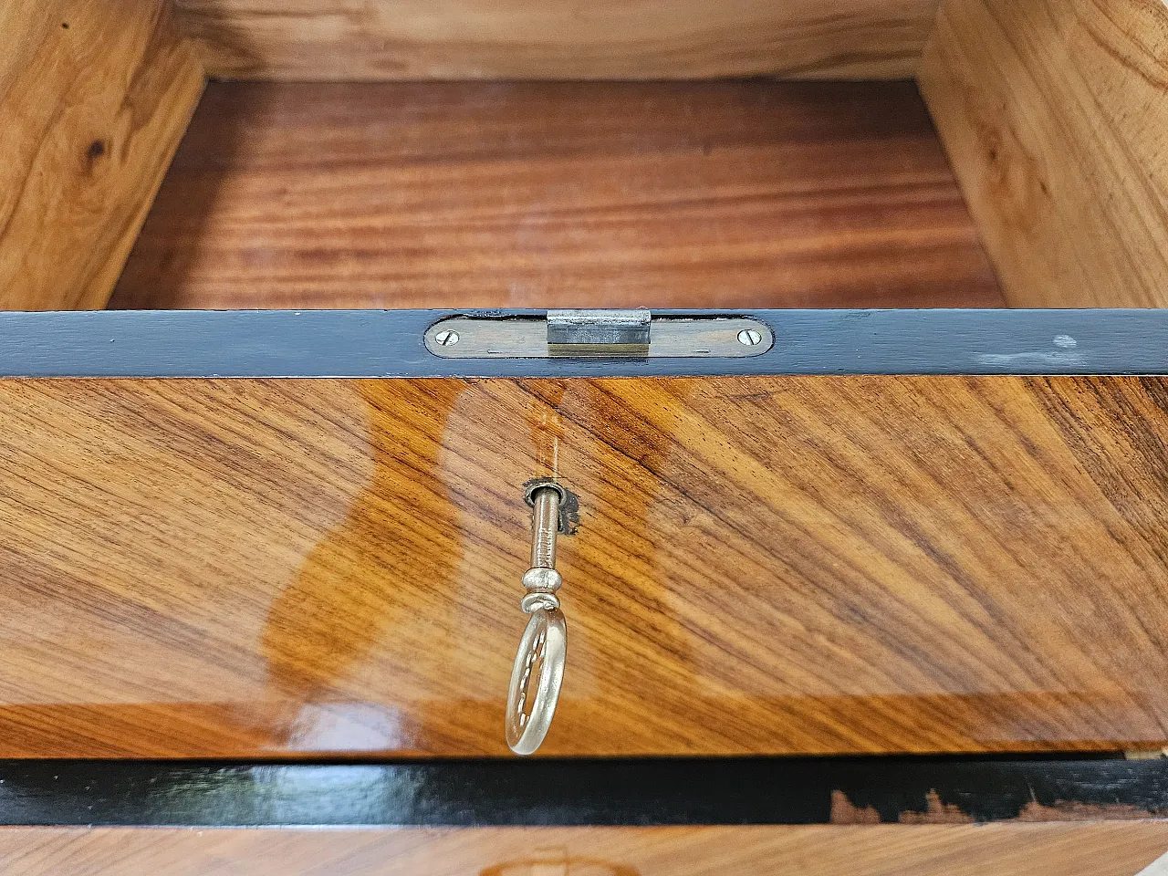 Mid Century drawer in mahogany and mirror, 1950s 22