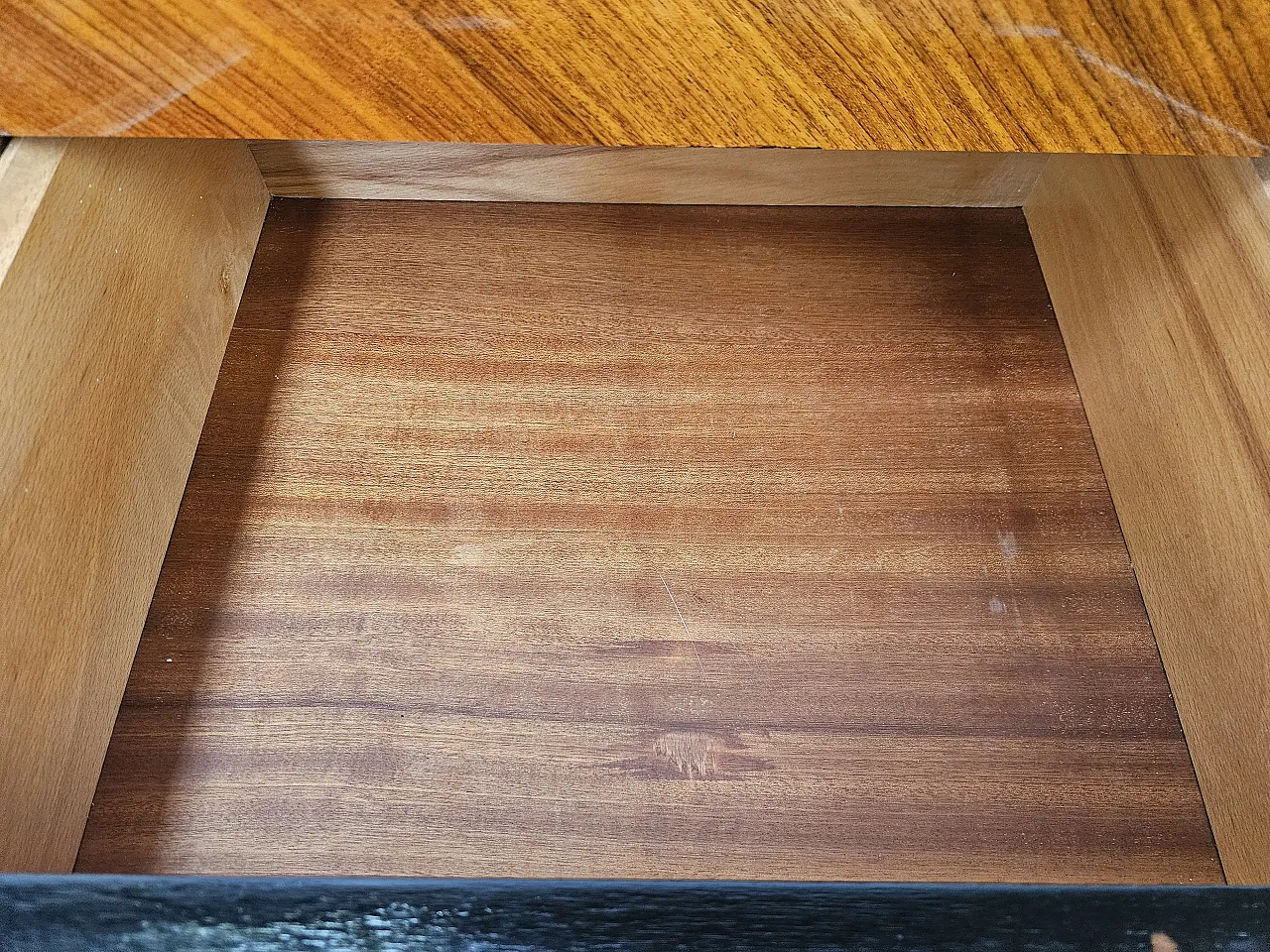 Mid Century drawer in mahogany and mirror, 1950s 23