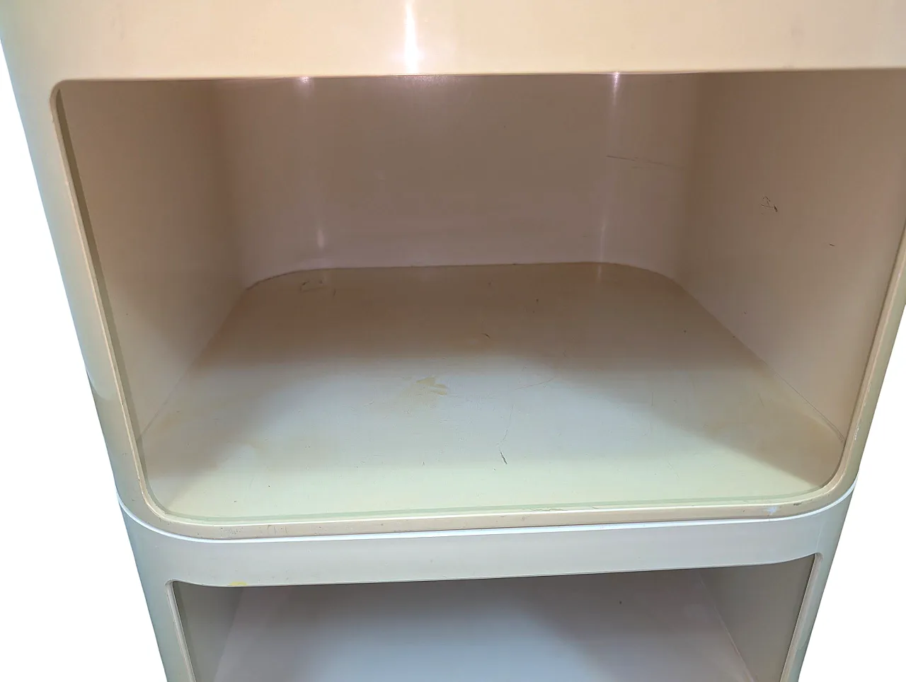 Coppia di contenitori modulari disegnati da Anna Castelli per Kartell 8