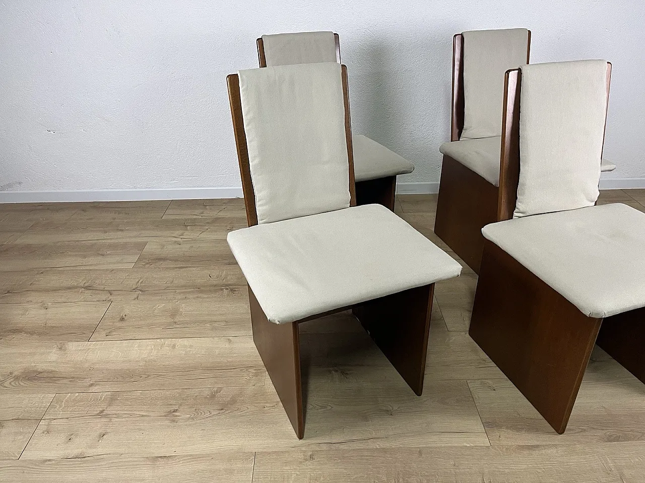 4 Takahama chairs in wood, 1960s 4