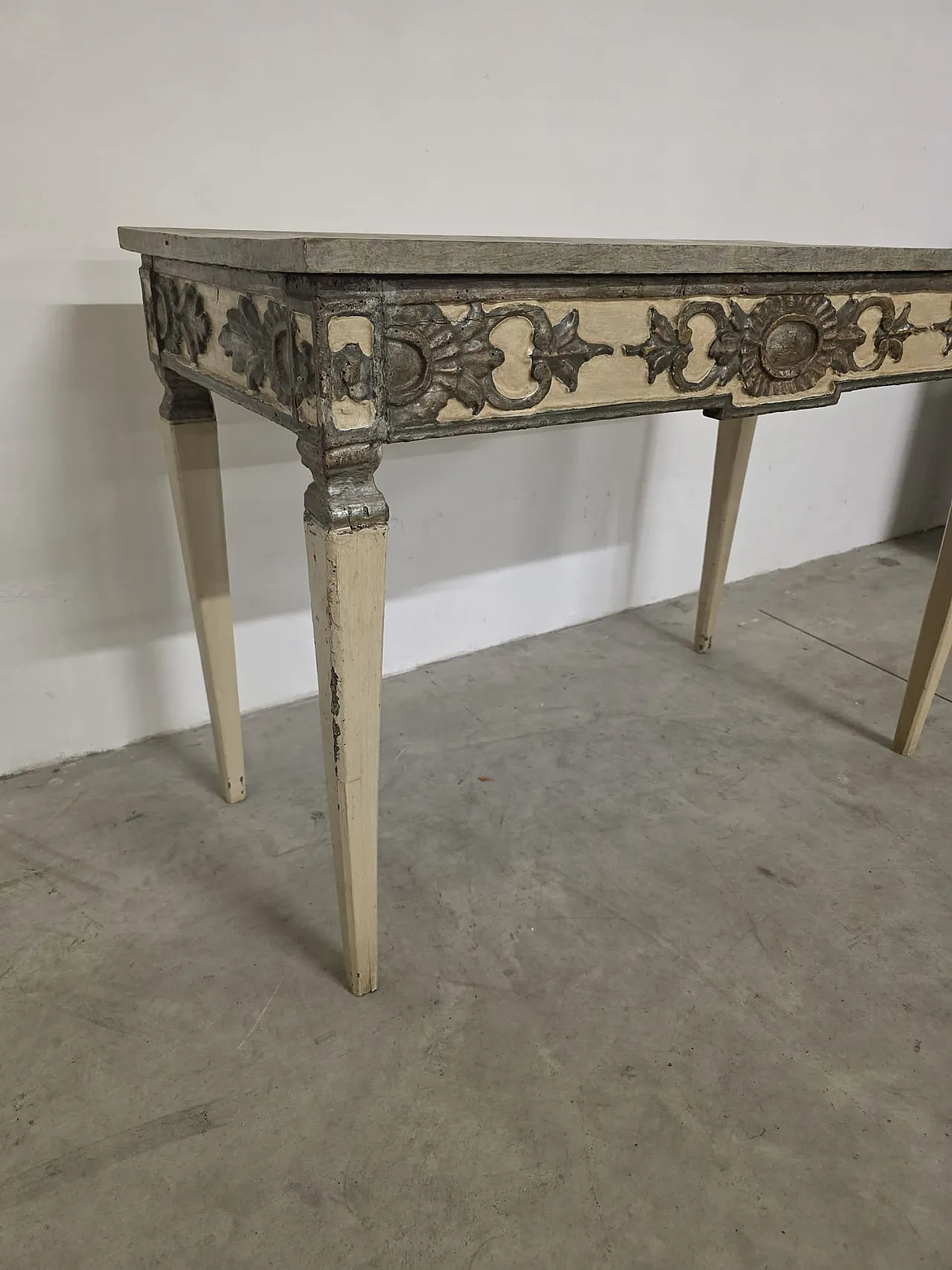 Decorative console Louis XVI style, 20th century 3