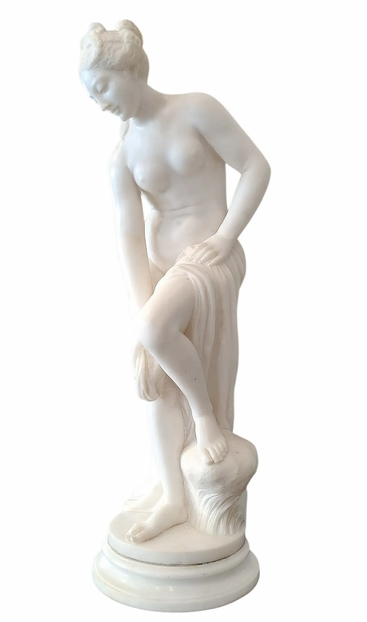 Venus bathing in white Carrara marble, 19th century 1