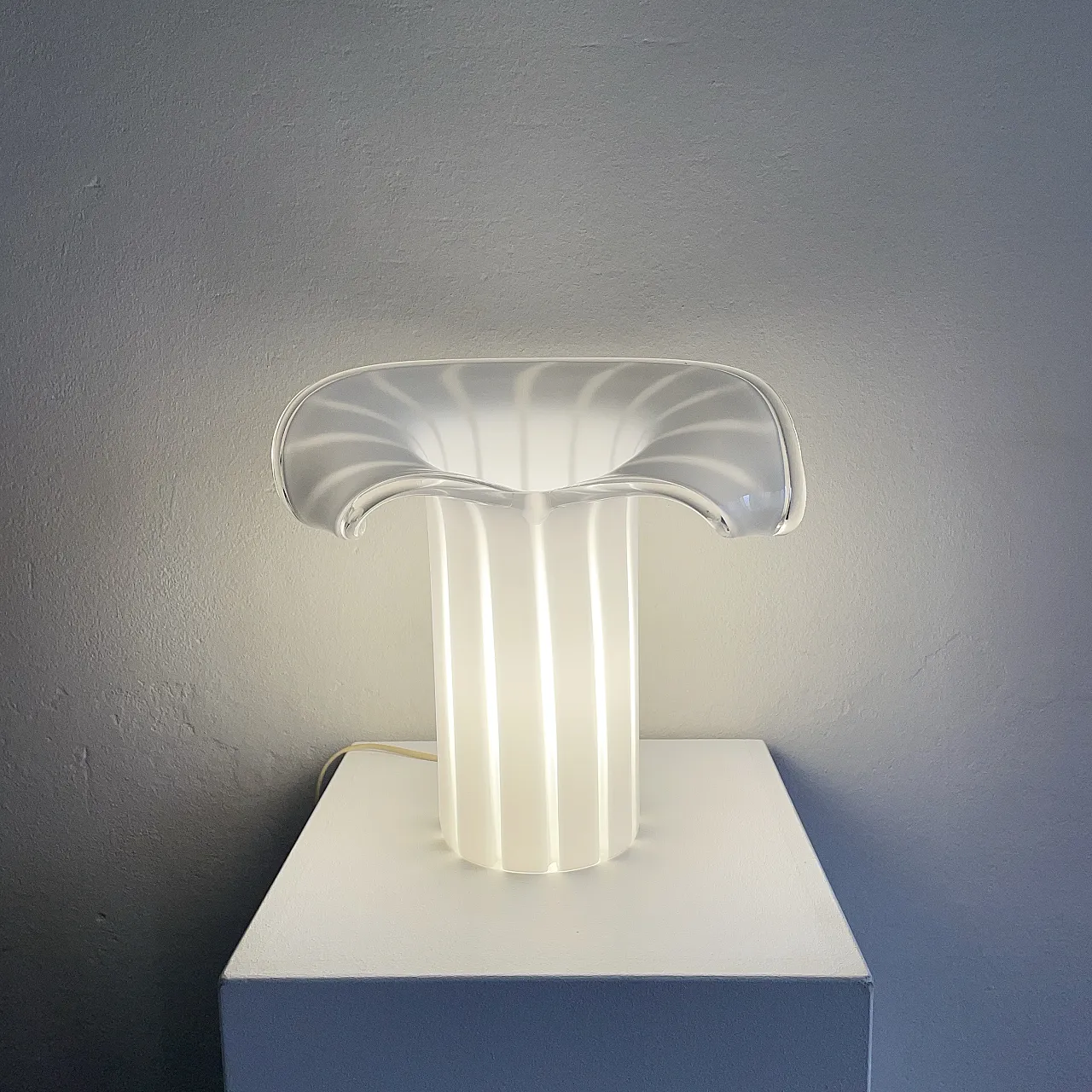 Lampada grande in vetro di Murano a forma di calla, Italia anni '80 2