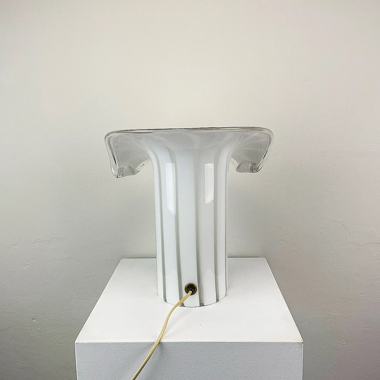 Lampada grande in vetro di Murano a forma di calla, Italia anni '80 5