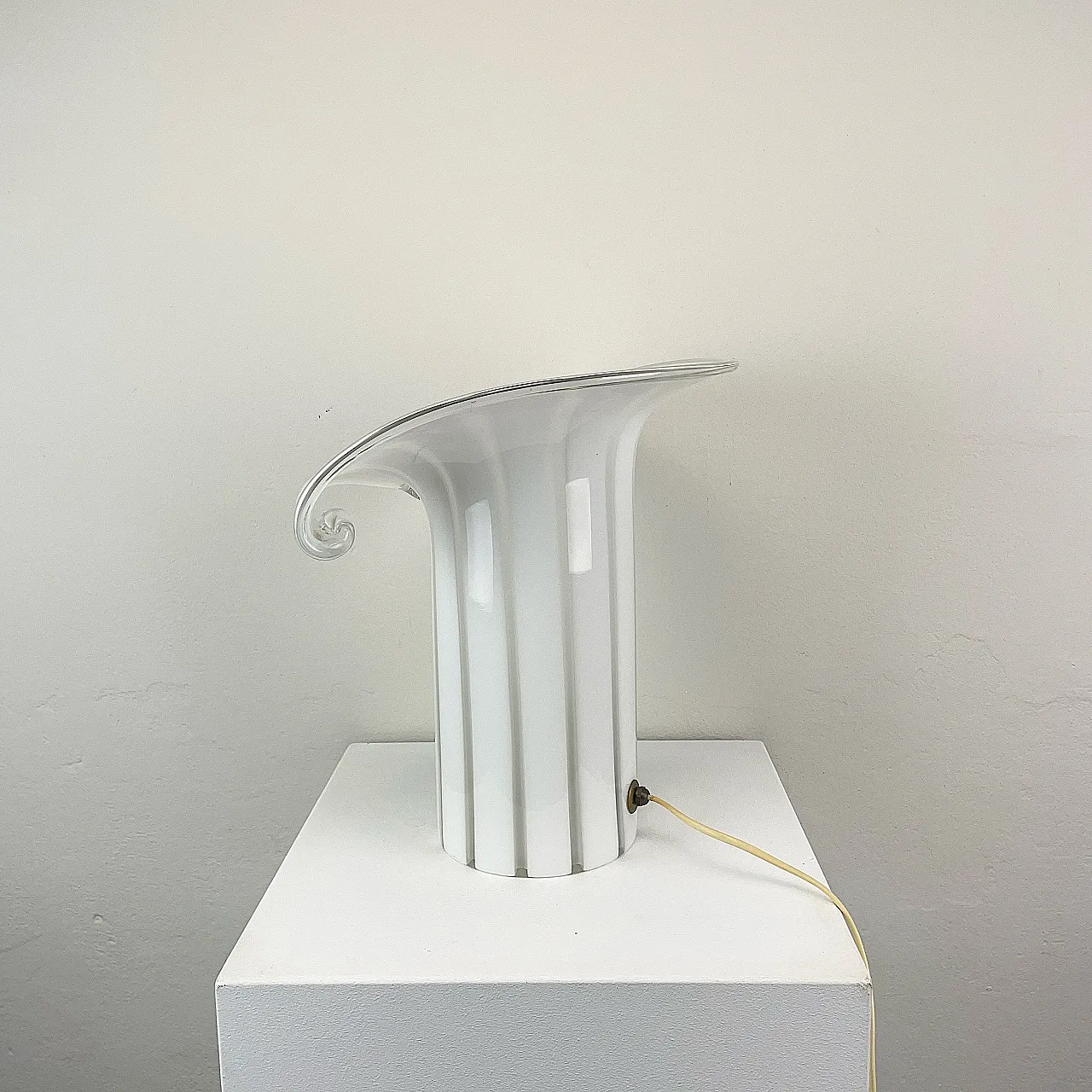 Lampada grande in vetro di Murano a forma di calla, Italia anni '80 7