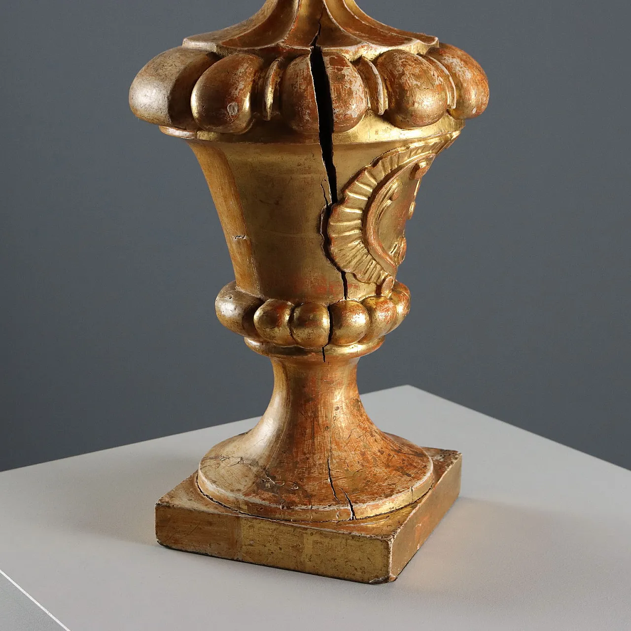 Table lamp eclectic in gilded wood carved, 19th century 6