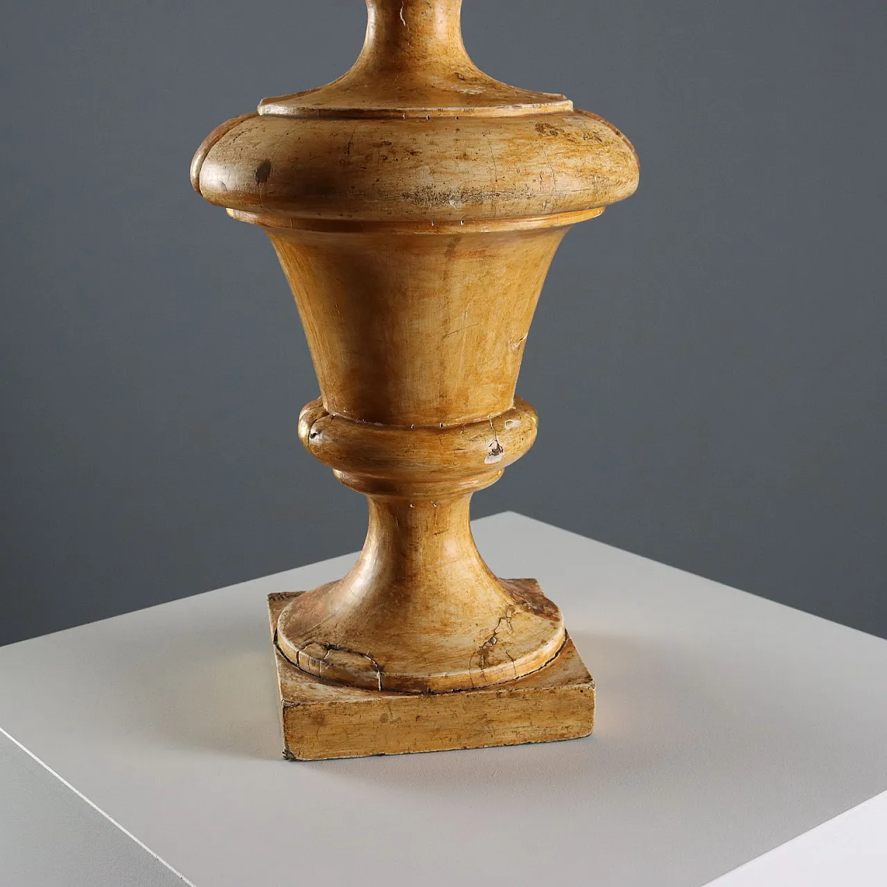 Table lamp eclectic in gilded wood carved, 19th century 7