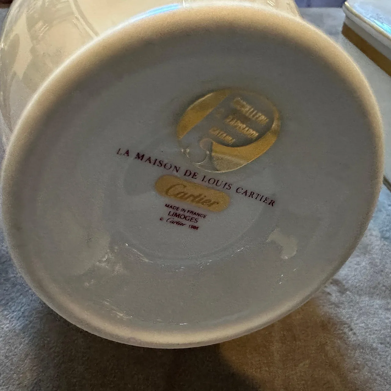 Vaso e scatola in porcellana di Limoges di Cartier Paris, anni '80 4