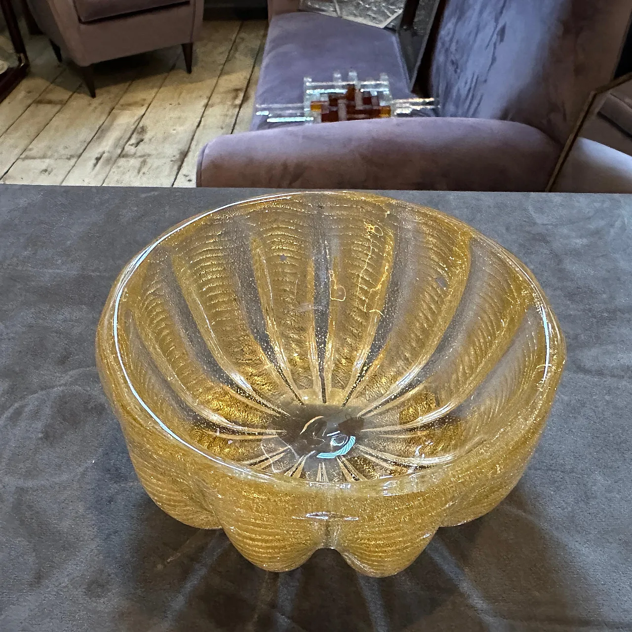 Barovier gold and clear Murano glass round bowl, 1970s 2