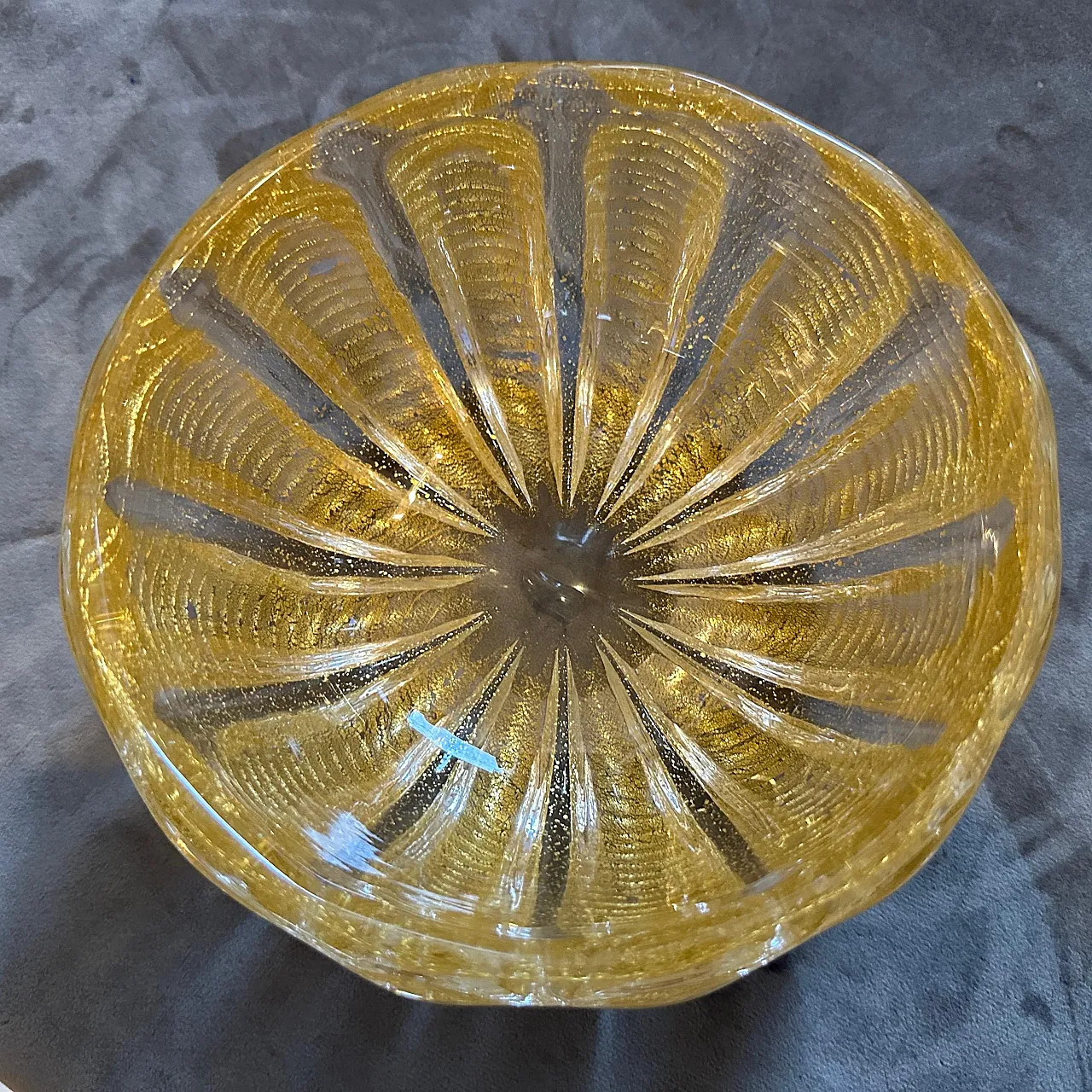 Barovier gold and clear Murano glass round bowl, 1970s 3