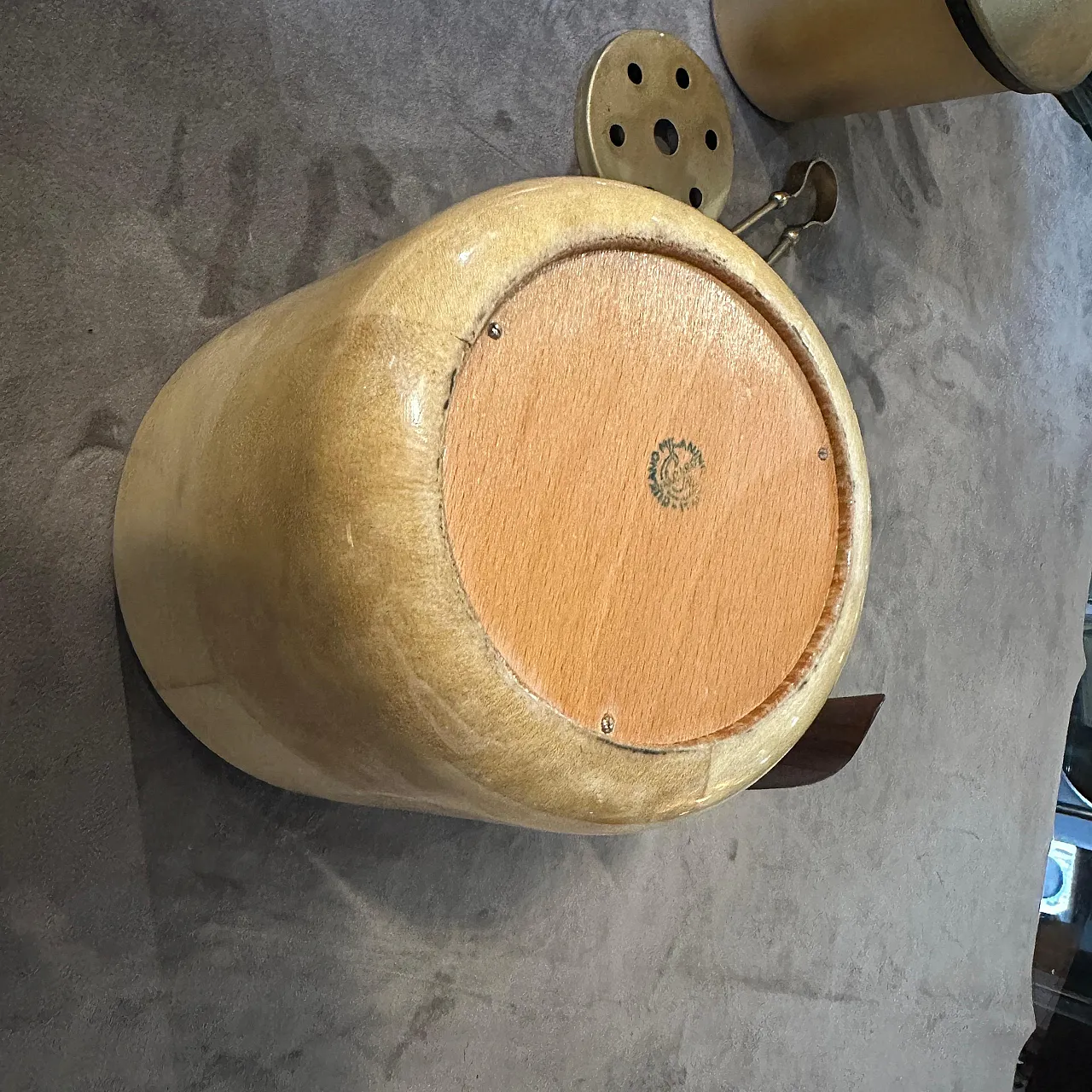 Secchiello in ottone, legno e pelle di capra di Aldo Tura, anni '50 5