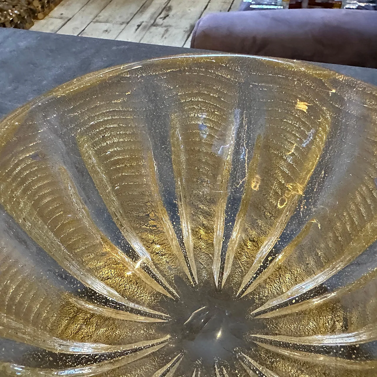 Barovier gold and clear Murano glass round bowl, 1970s 10