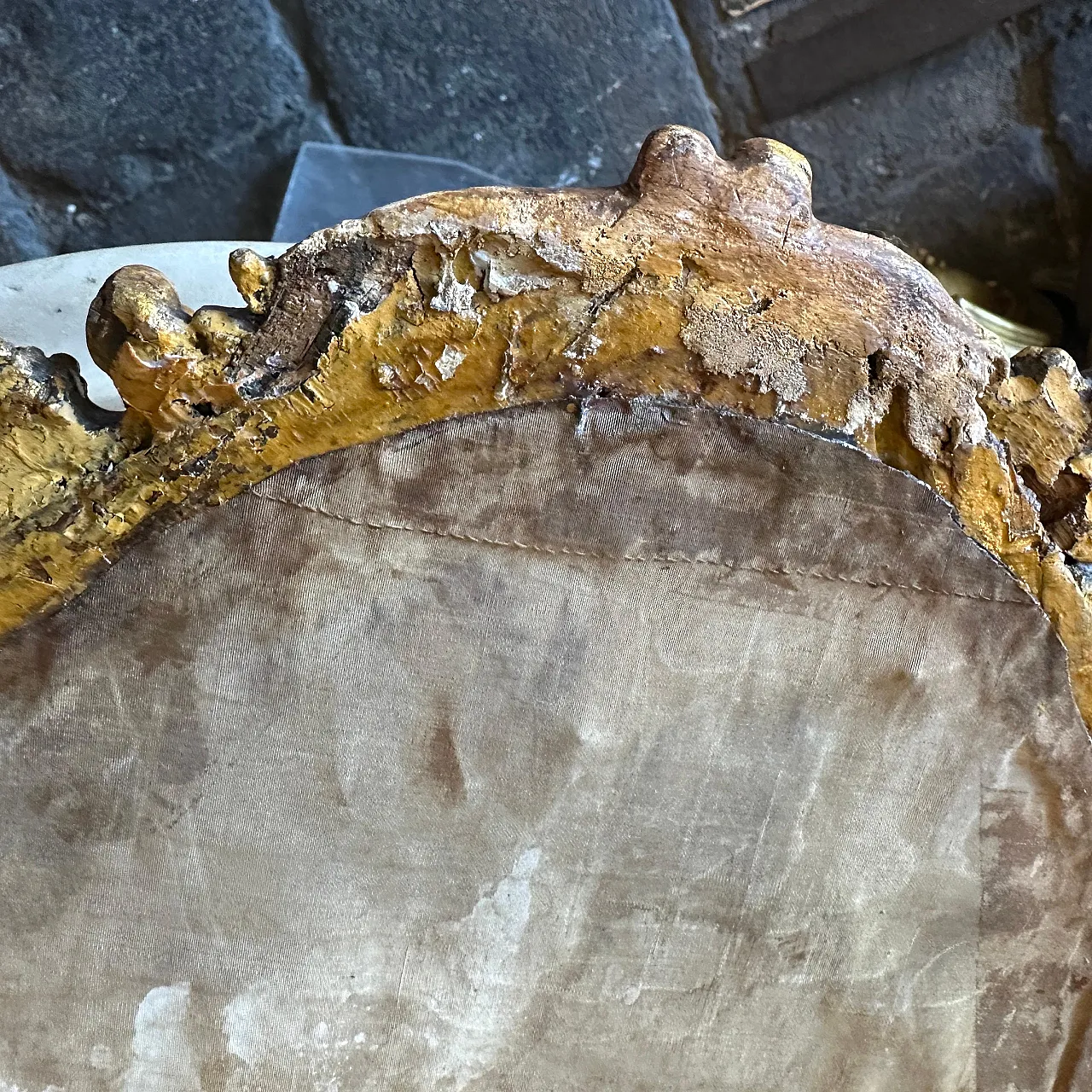 Gilded wooden frame with white porcelain Christ, 19th century 2