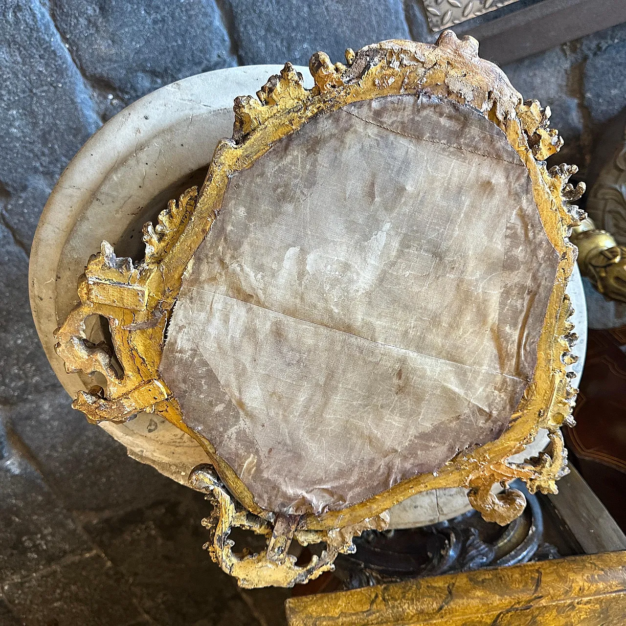 Gilded wooden frame with white porcelain Christ, 19th century 8